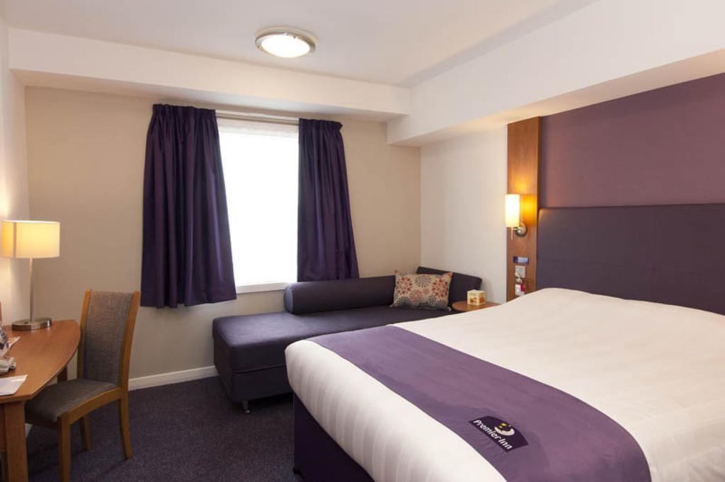 Premier Inn Newcastle - Metro Centre Гейтсхед Номер фото