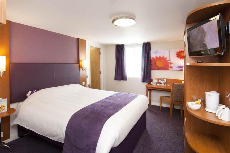 Premier Inn Newcastle - Metro Centre Гейтсхед Экстерьер фото